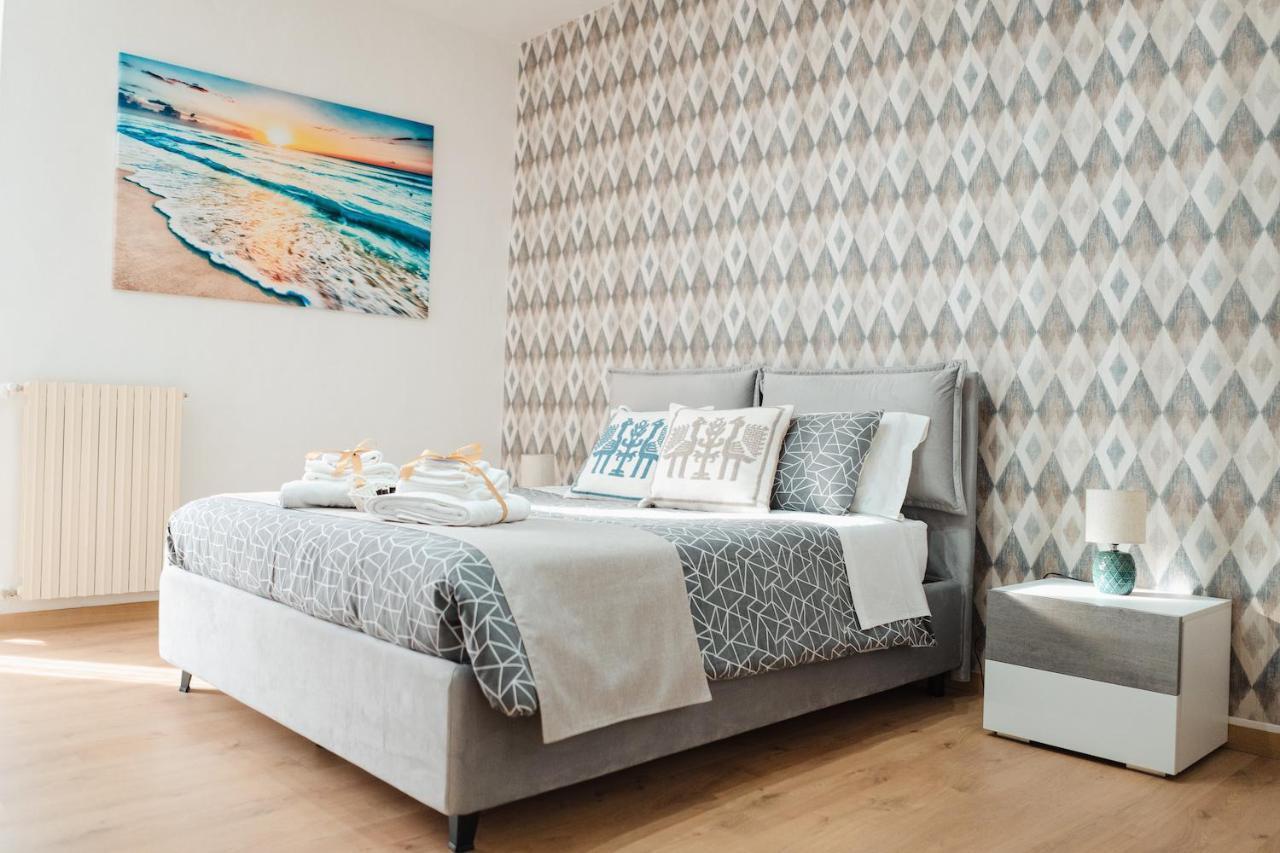 Domus 73 Apulian Holidays 바를레타 외부 사진